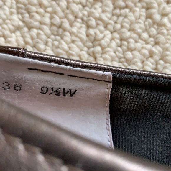 Shoes - Picture 15 of 15